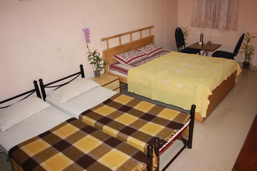 Minerva Residency Hotell Bangalore Rum bild