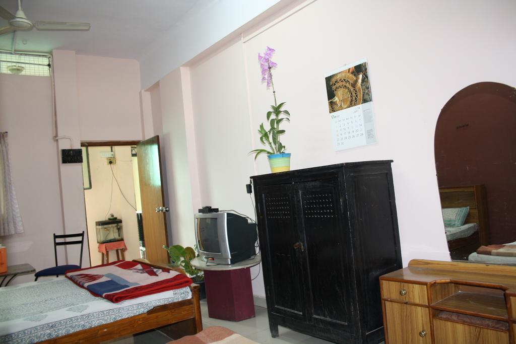 Minerva Residency Hotell Bangalore Exteriör bild