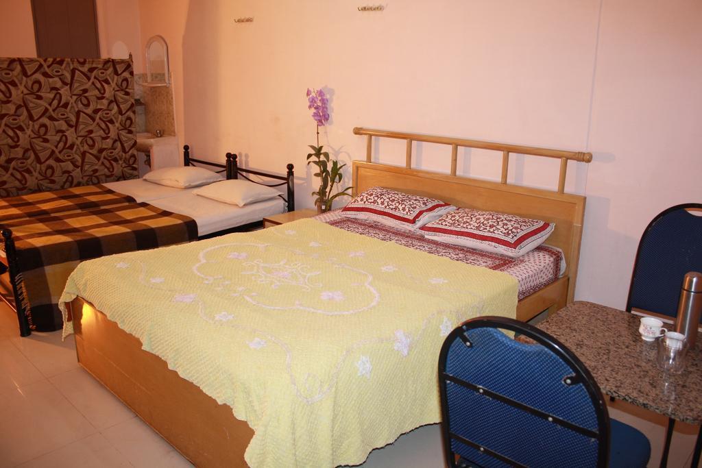 Minerva Residency Hotell Bangalore Exteriör bild