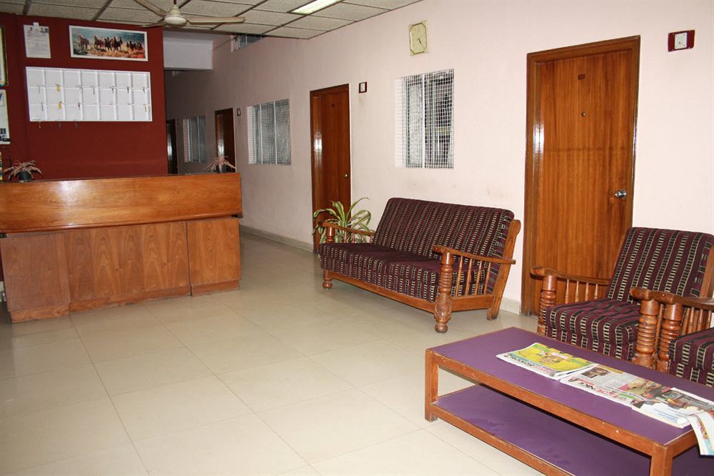 Minerva Residency Hotell Bangalore Exteriör bild