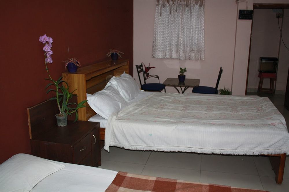 Minerva Residency Hotell Bangalore Exteriör bild