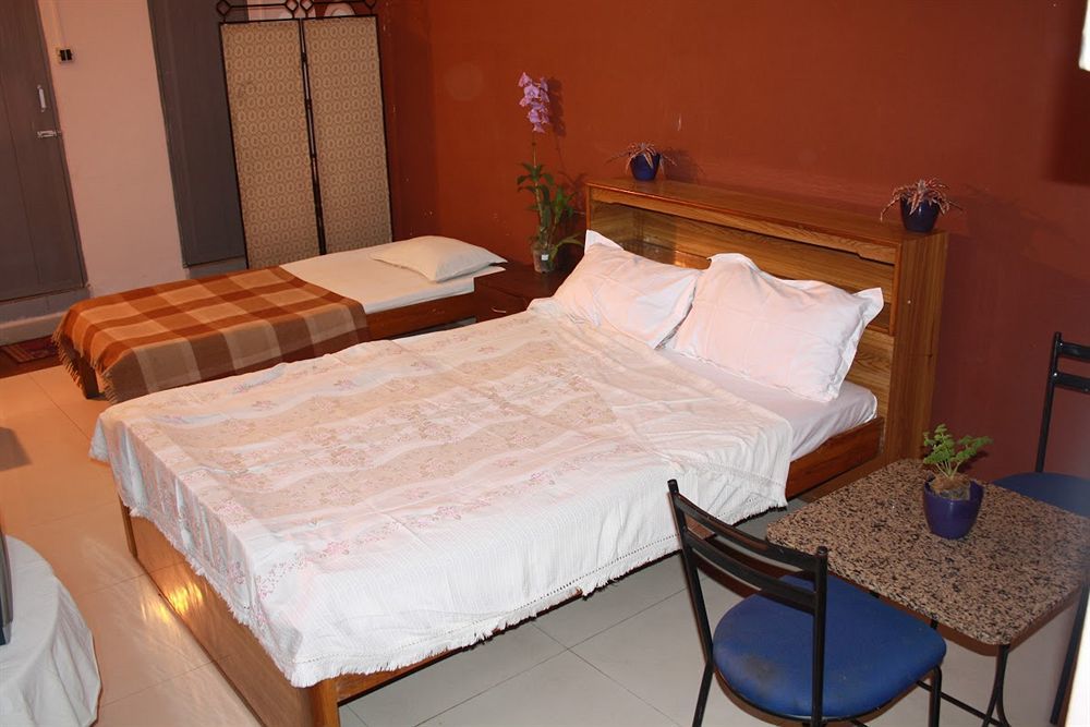 Minerva Residency Hotell Bangalore Exteriör bild